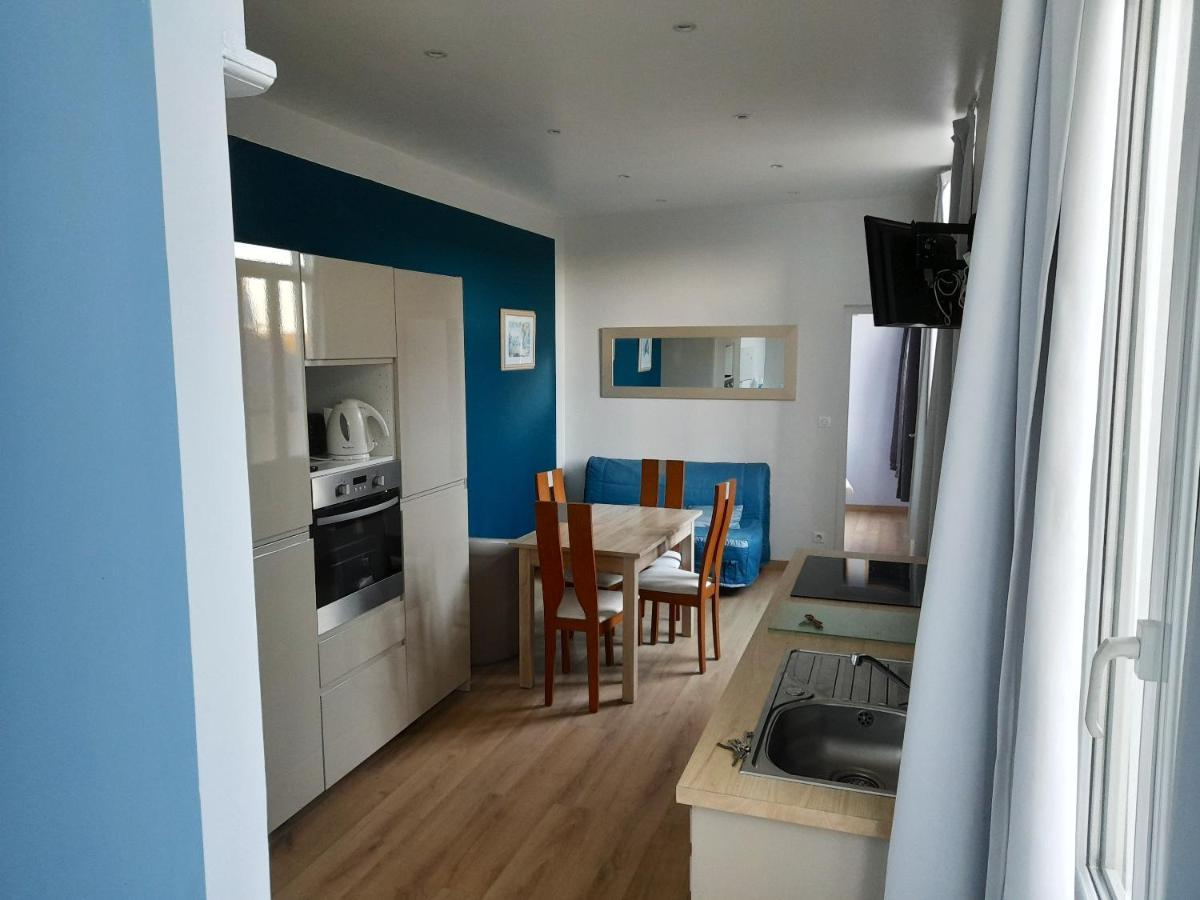 Appartement Ensoleille Et Calme A Saint Quay Portrieux 35 M² Parking Exterior foto